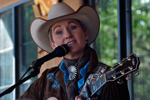 Romancing the West® 2017 Tour & Tickets: Performance at PLaisance Ranch in Williams, Oregon with special guest, international WEstern singer/songwriter Joni Harms